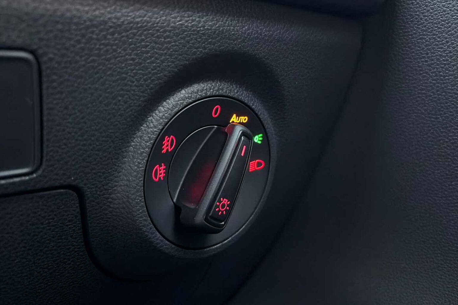 SEAT Arona 1.0 TSI 115 FR Black Edition 5dr