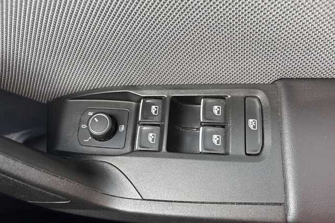 SEAT Leon 1.0 TSI EVO SE Dynamic 5dr