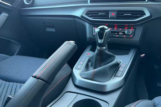 SEAT Arona 1.0 TSI 115 FR Black Edition 5dr