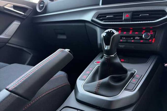 SEAT Arona 1.0 TSI 115 FR Black Edition 5dr